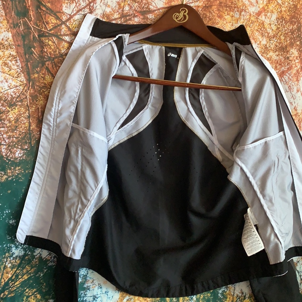 ASICS running track jacket - Picture 5 of 7